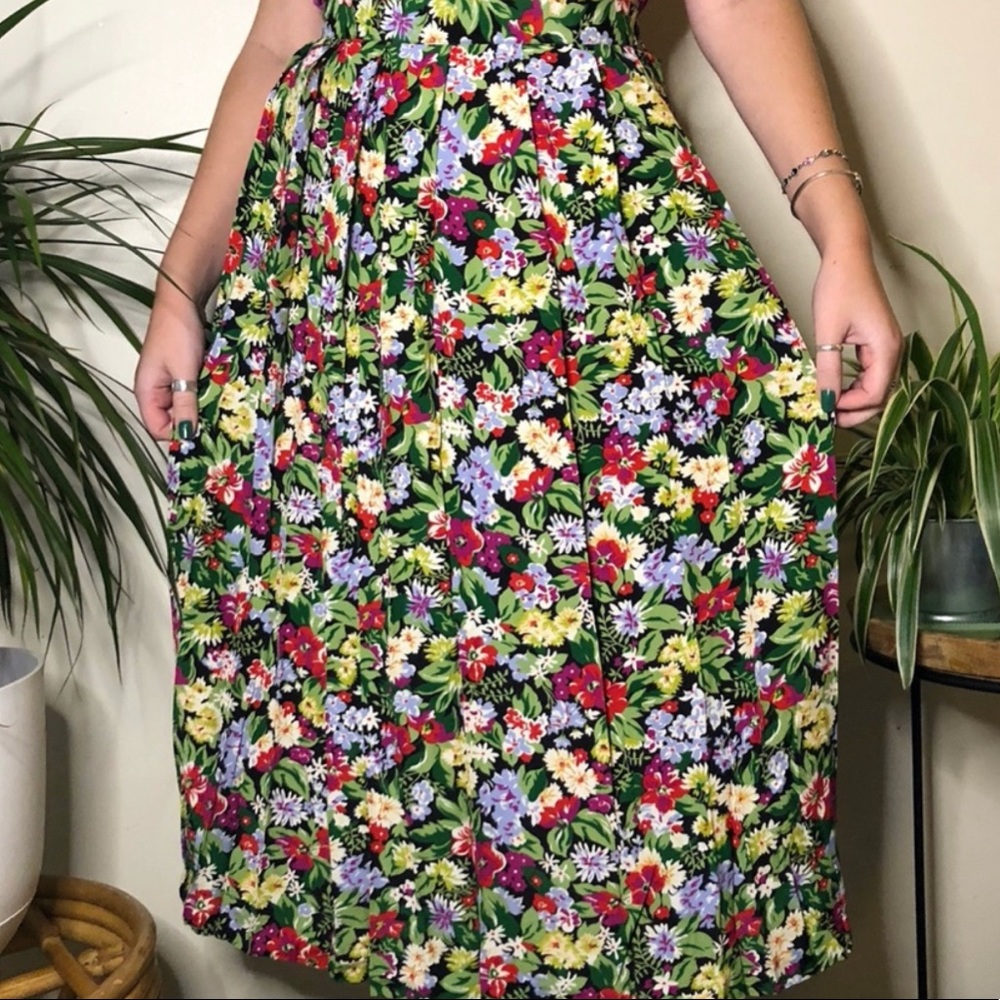 Vintage 90s Liz Claiborne floral maxi/midi skirt